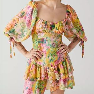 For love and lemons
Nina floral drop waist dress